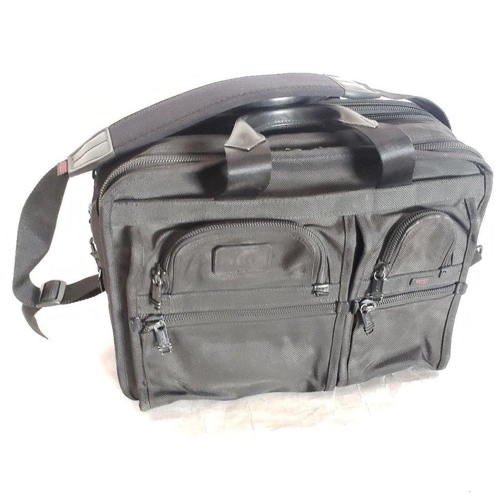 💻TUMI laptop computer bag/briefcase 💻